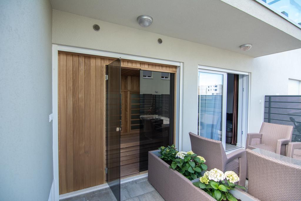 Guest House Petra Trogir Exterior foto