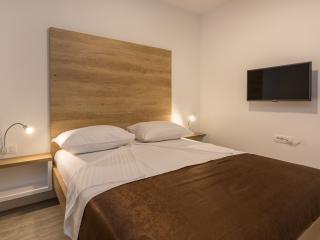 Guest House Petra Trogir Exterior foto