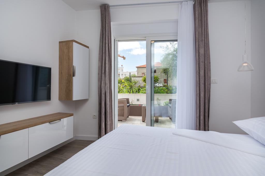 Guest House Petra Trogir Exterior foto